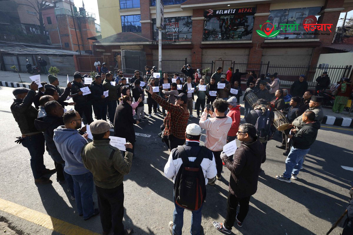 हेटौँडा सडक विस्तारका पीडितको माइतीघरमा विरोध प्रदर्शन (तस्बिरहरू)